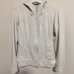 Women size small: Arc’teryx’s light hoodie